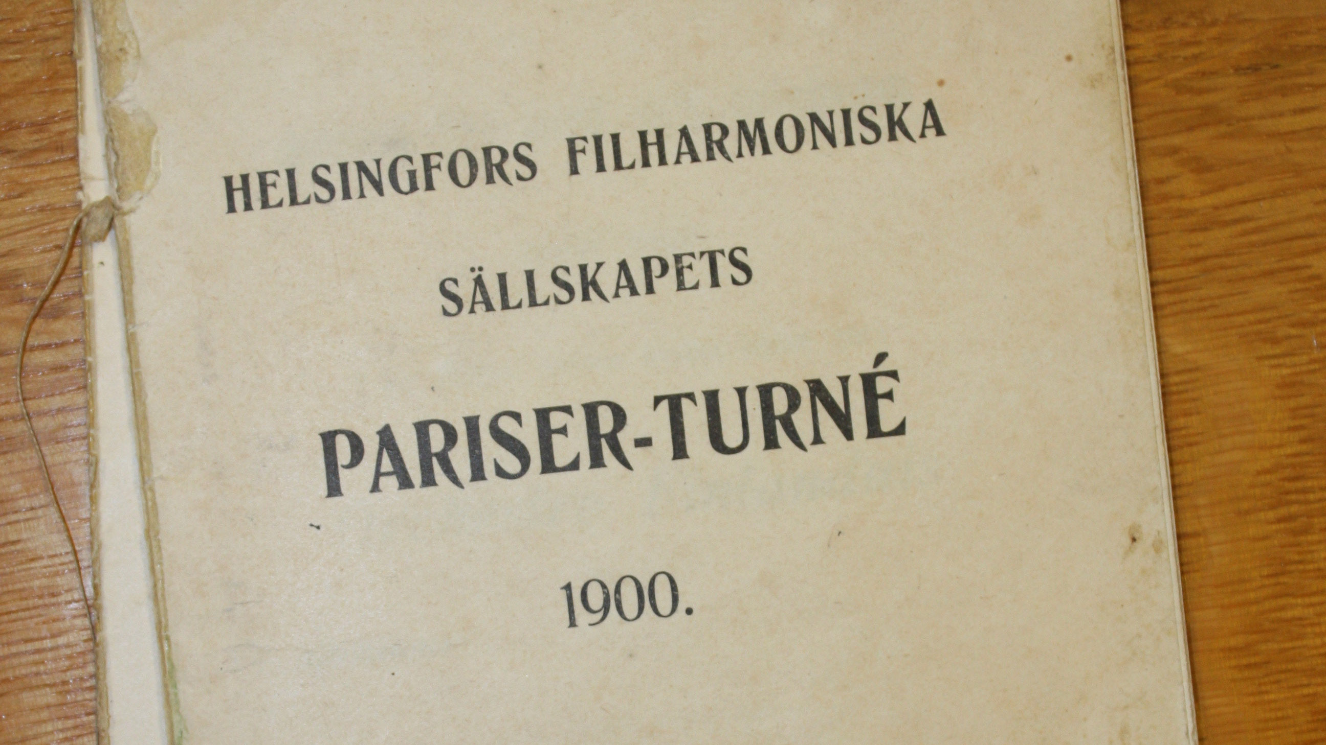 Pariisin turnee - kiertuekirja