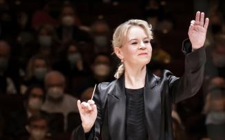 Susanna Mälkki credit Chris Lee